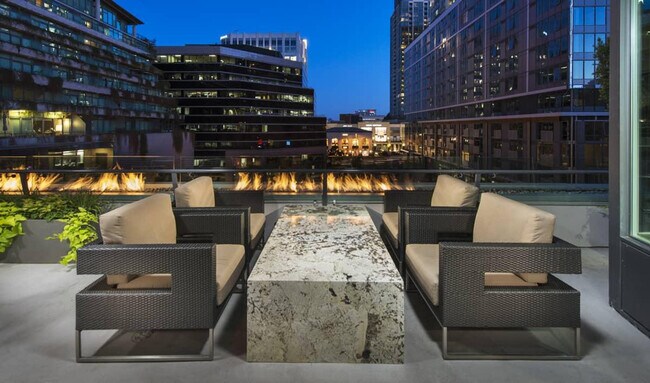 Foto del edificio - 958 111th Ave NE