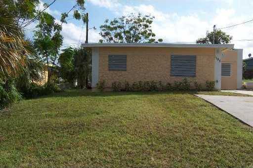 Foto principal - 1125 W 26th St