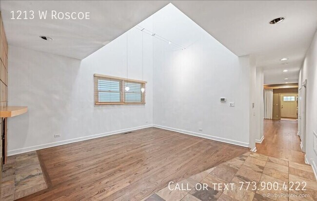 Foto del edificio - 1213 W Roscoe St