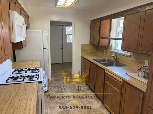 Foto del edificio - 886 Cardoza Dr