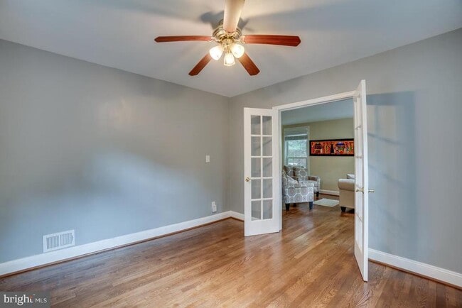 Foto del edificio - 4311 Puller Dr