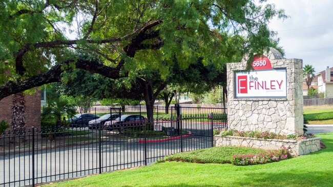 Foto del edificio - The Finley