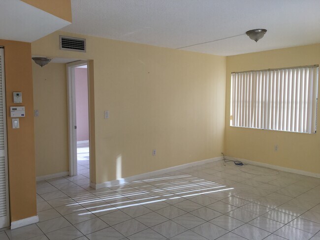 Living - 10843 NW 7th St