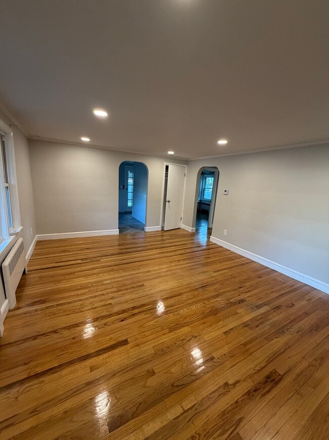 Photo - 135 Park View Ave Apartment