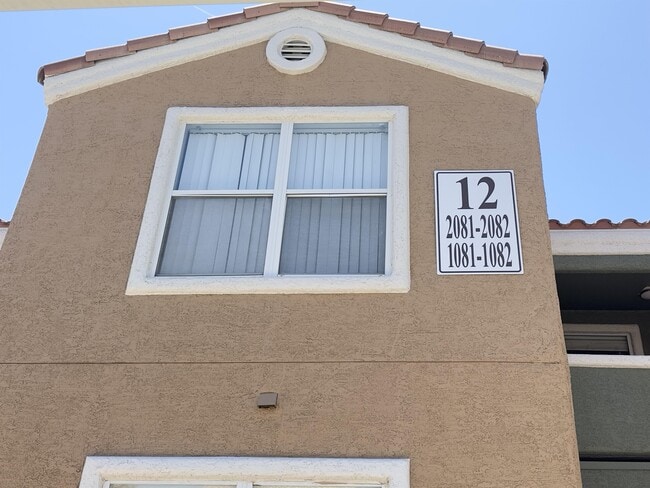 Building Photo - 8101 W Flamingo Rd