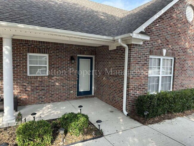 Photo - 207 Hibiscus Way Townhome