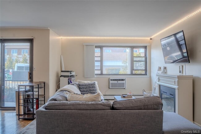 Foto del edificio - 210 Fulton St