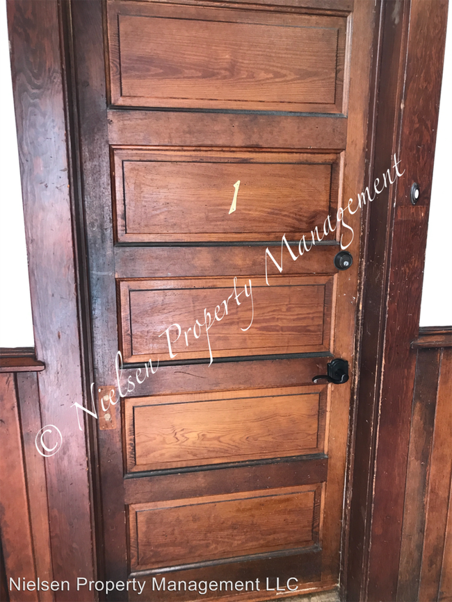Foto del edificio - 420 W Galena St