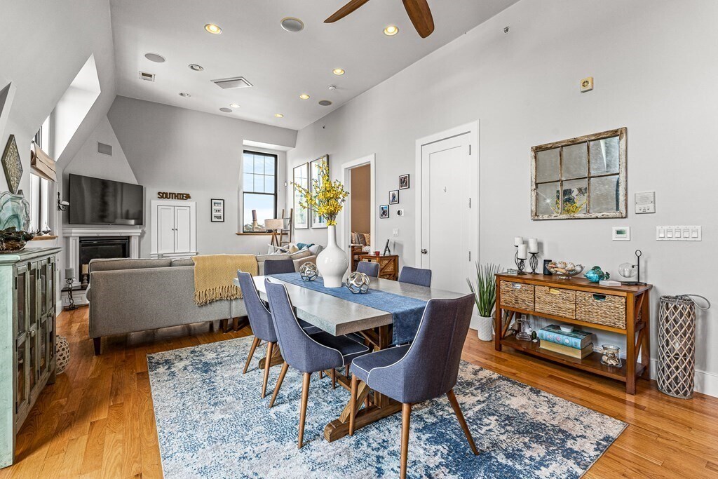 Foto principal - 514 E 6th St