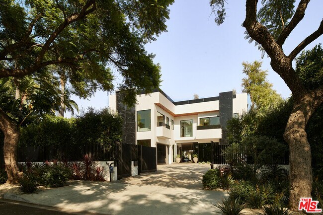 Foto del edificio - 1024 N Orlando Ave