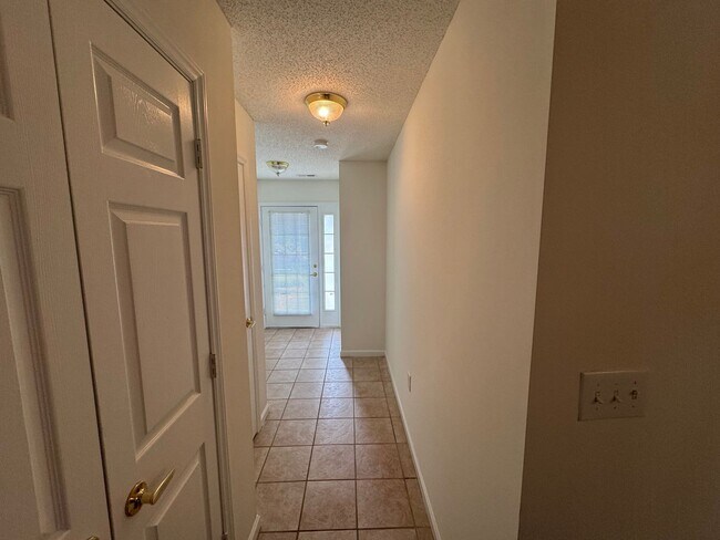 Foto del edificio - 11371 Clubhaven Pl