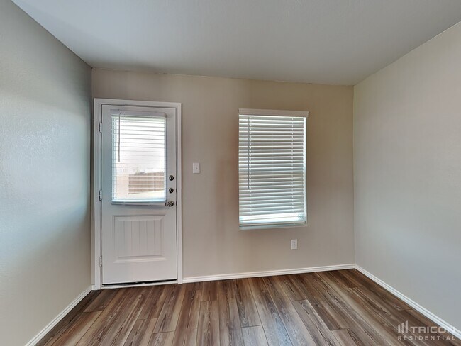 Foto del edificio - 505 Autumnwood Way