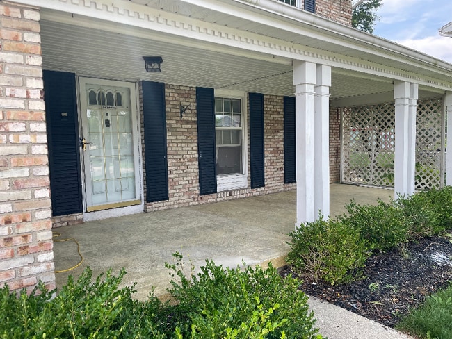 Building Photo - 5876 Mall View Ct