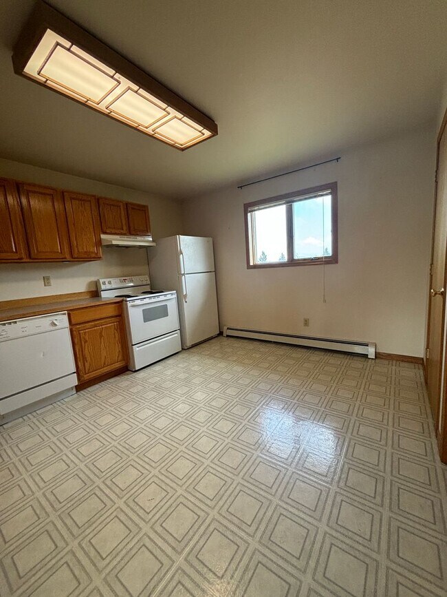 Foto del edificio - Updated 2 bedroom apartment Near St Peters