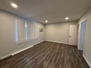 Interior Photo - 7057 Lanewood Ave