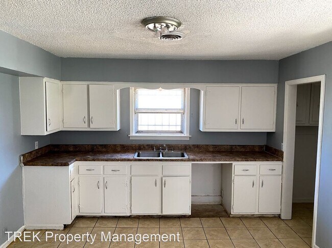 Building Photo - 3 br, 1 bath House - 3226 Dogwood Lane