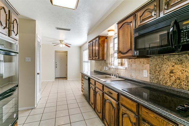 Building Photo - 1203 Timber Valley Dr