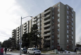 Building Photo - Pacific Way Apartments- Building A