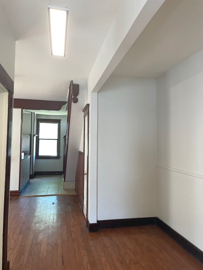 Building Photo - 2220 S State St