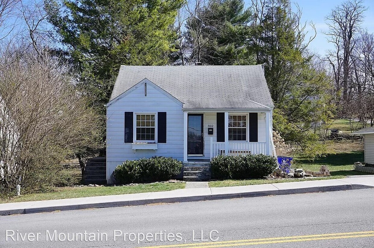 802 Progress St NE, Blacksburg, VA 24060 House Rental in Blacksburg