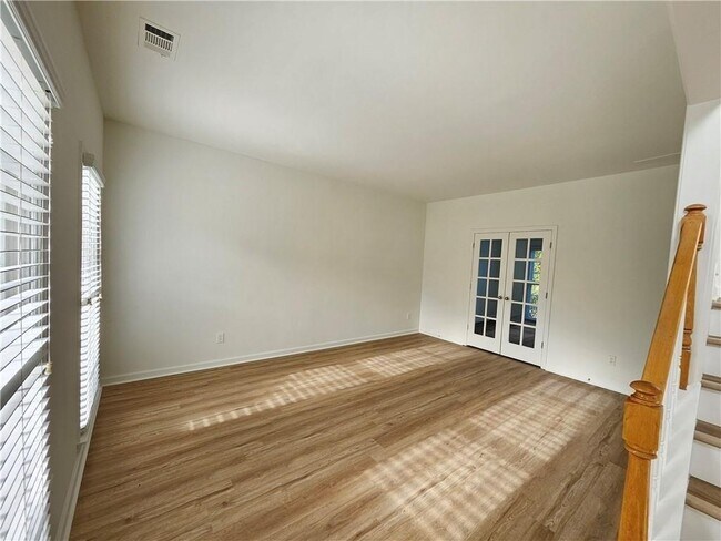 Foto del edificio - 435 Stedford Ln