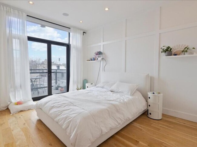 Foto del edificio - 2 bedroom in Brooklyn NY 11211