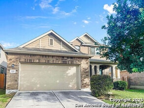 Building Photo - 525 Saddlehorn Way