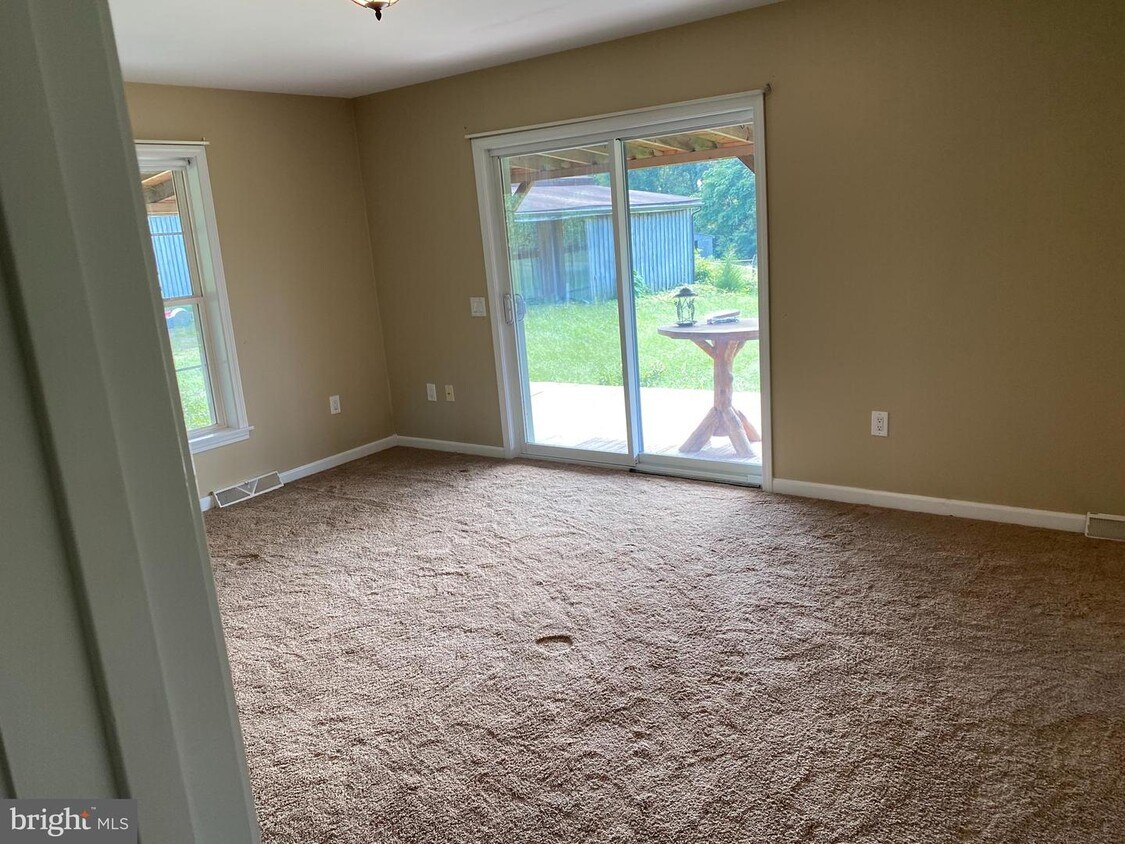 Foto principal - 312 Peach Bottom Rd