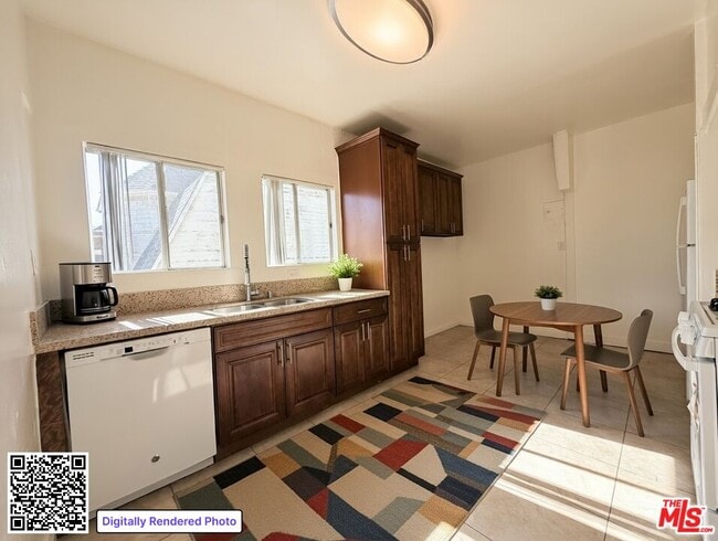 Foto del edificio - 1238 W Adams Blvd