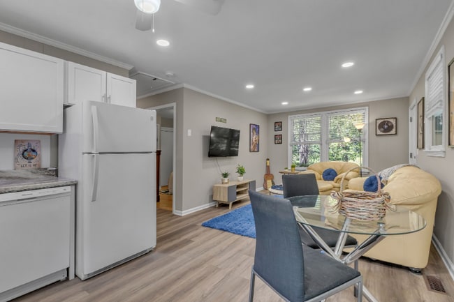 Foto del edificio - 232 Bermuda Dr