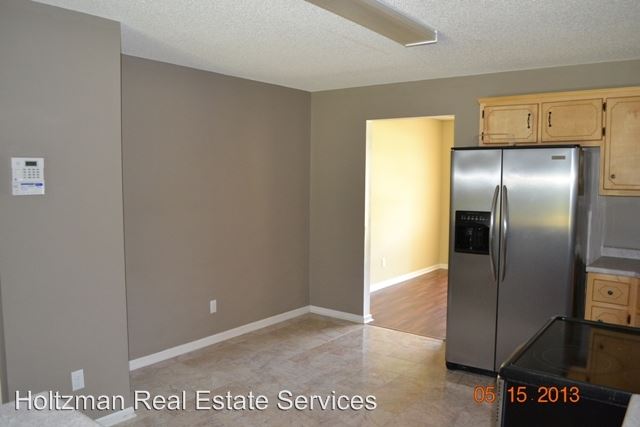 Building Photo - 535 Tremain Dr