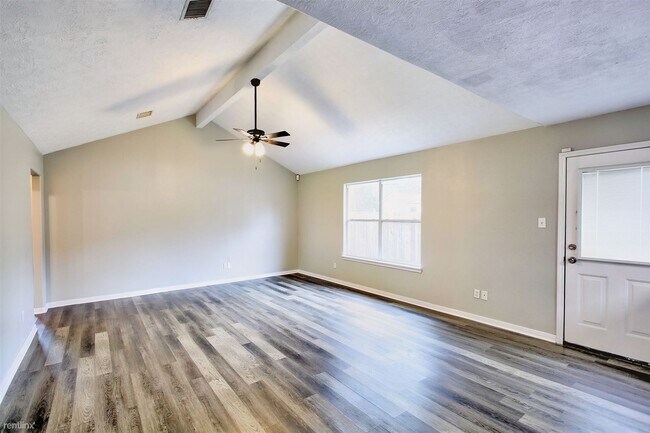 Foto del edificio - 3 br, 2 bath House - 16350 Many Trees Ln