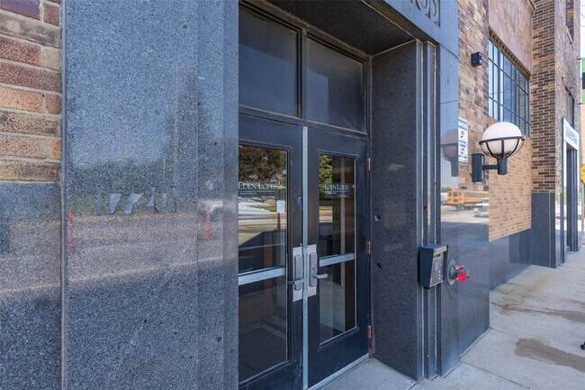 Foto del edificio - 1720 Chouteau Ave