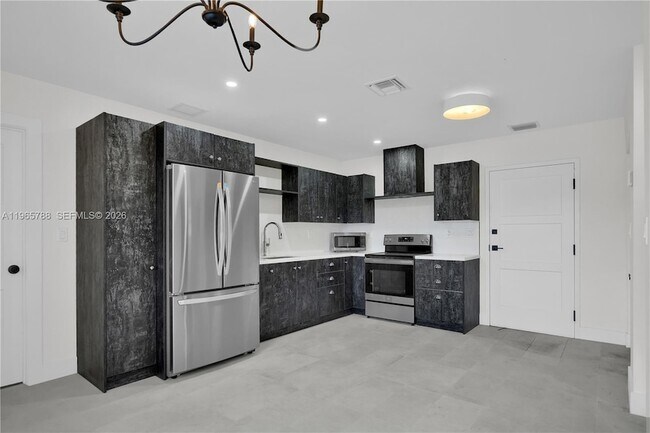 Photo - 5980 SW 40th Ave Apartment