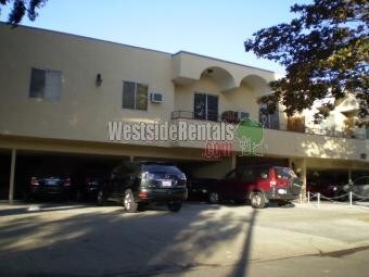 Primary Photo - 725 N Sycamore Ave