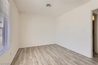Building Photo - 716 Pensacola Ln