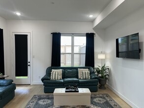 Building Photo - 1711 Ruth St