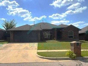 Building Photo - 1726 Concord Dr