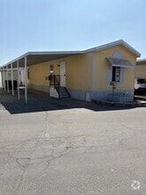 Building Photo - 12374 Mapleview St