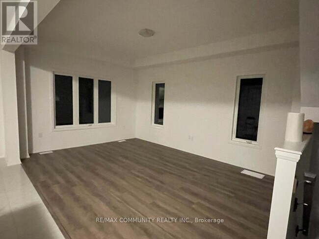 Photo du bâtiment - 189 Bur Oak Dr