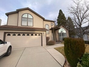 Building Photo - 4633 Canyon Ridge Ln