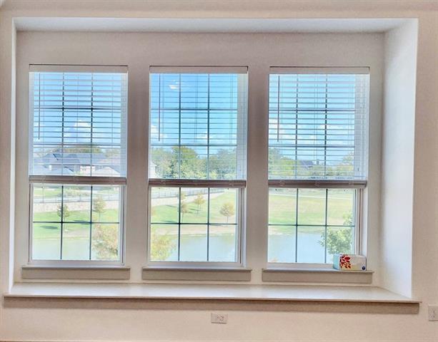 Foto del edificio - 4877 Ellie Ln