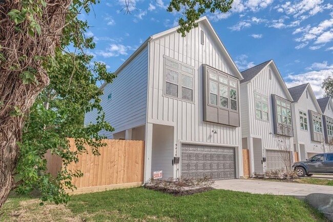 Building Photo - 9414 McGallion Rd