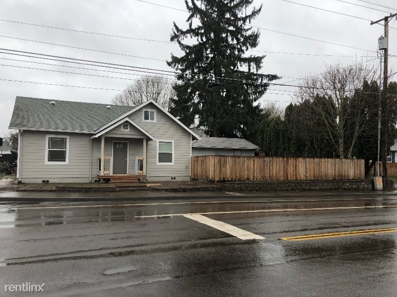 2 br, 1 bath House 3015 Fruit Valley Rd House for Rent in Vancouver