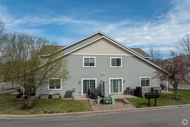 Building Photo - Stone Brook Condominiums
