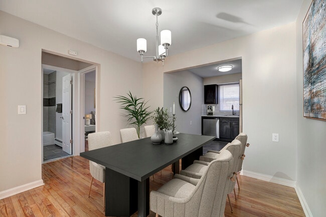 Building Photo - Rutherford Heights