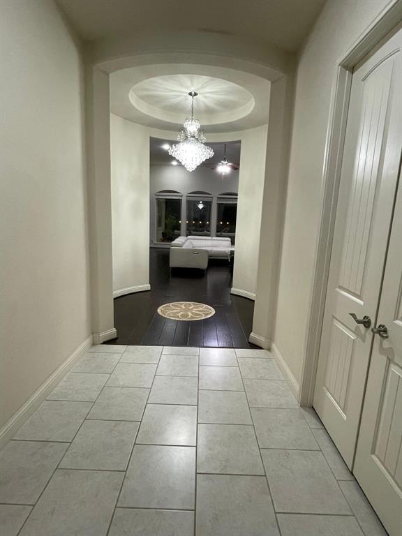 Building Photo - 3014 Paseo de Charros