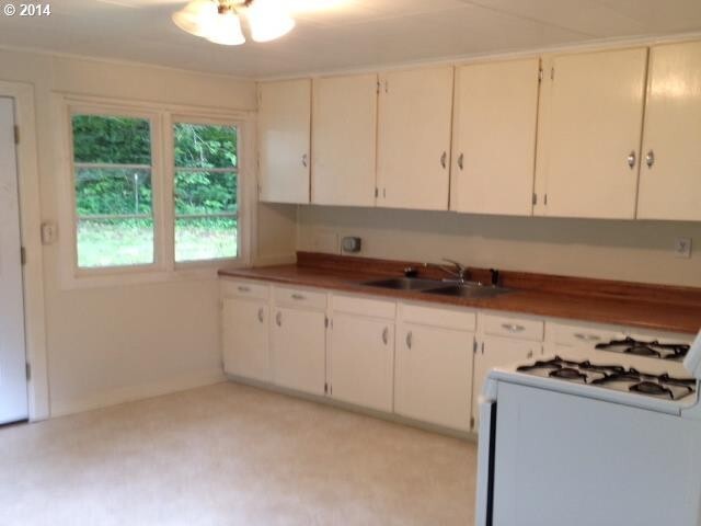 Foto del edificio - 2 Bed 1 Bath in Stevenson