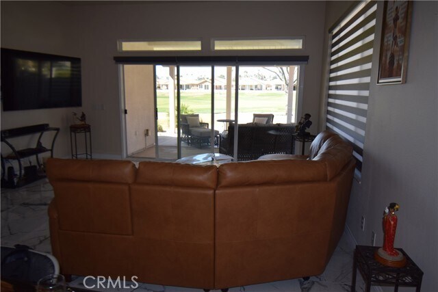 Foto del edificio - 445 Sandpiper St