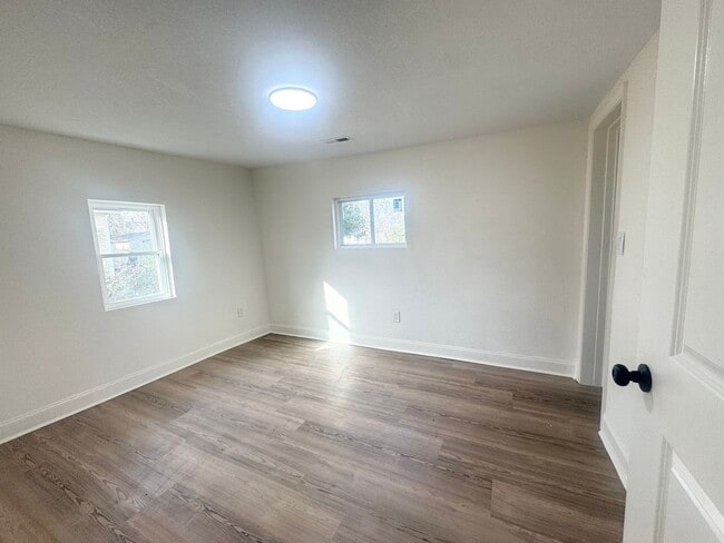 Building Photo - 801 Herrington Rd